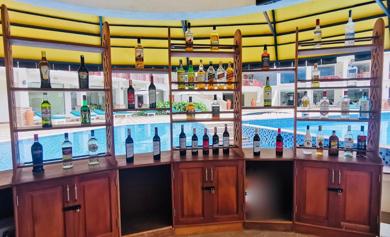 Kampala Nile Resort Seeta Екстериор снимка