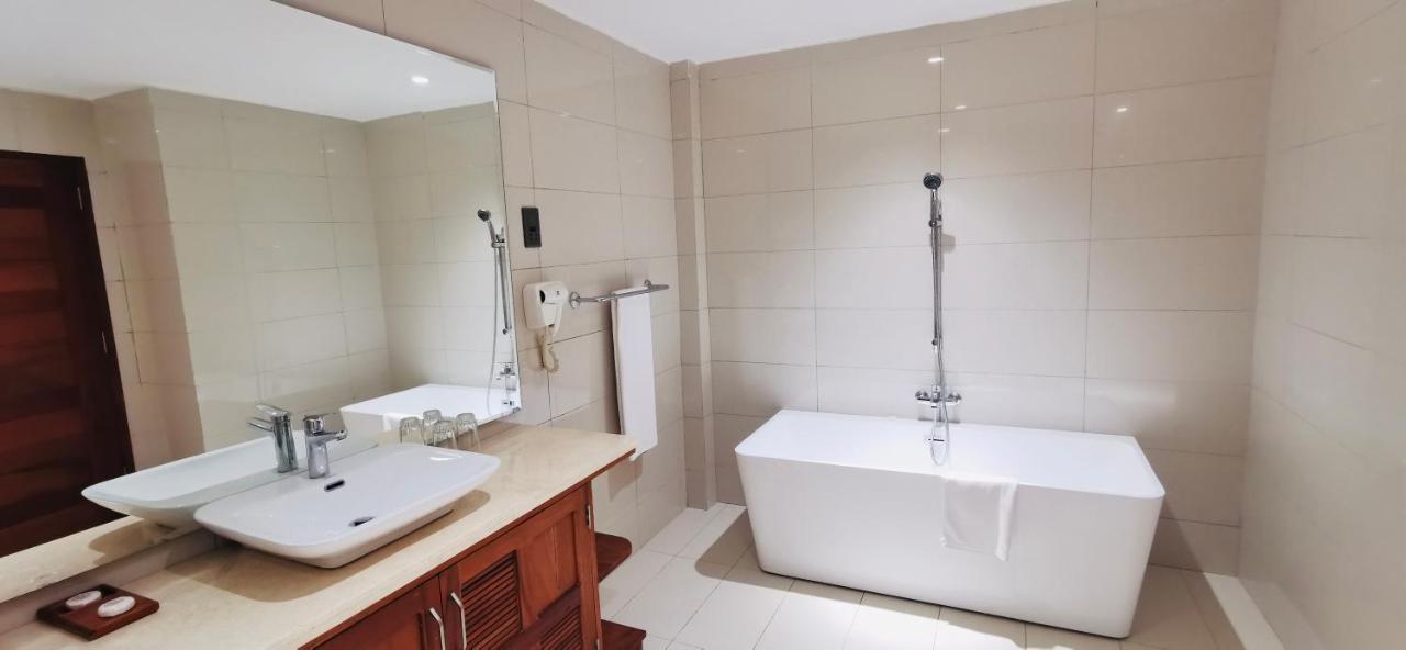 Kampala Nile Resort Seeta Екстериор снимка