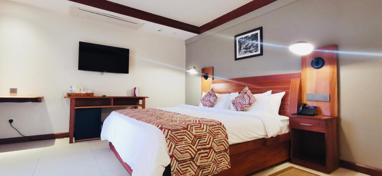 Kampala Nile Resort Seeta Екстериор снимка